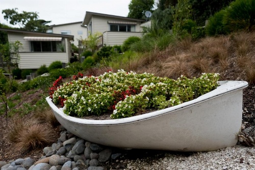 Oneroa Secret Garden Apartments image 13