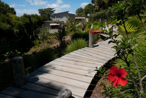 Oneroa Secret Garden Apartments image 14
